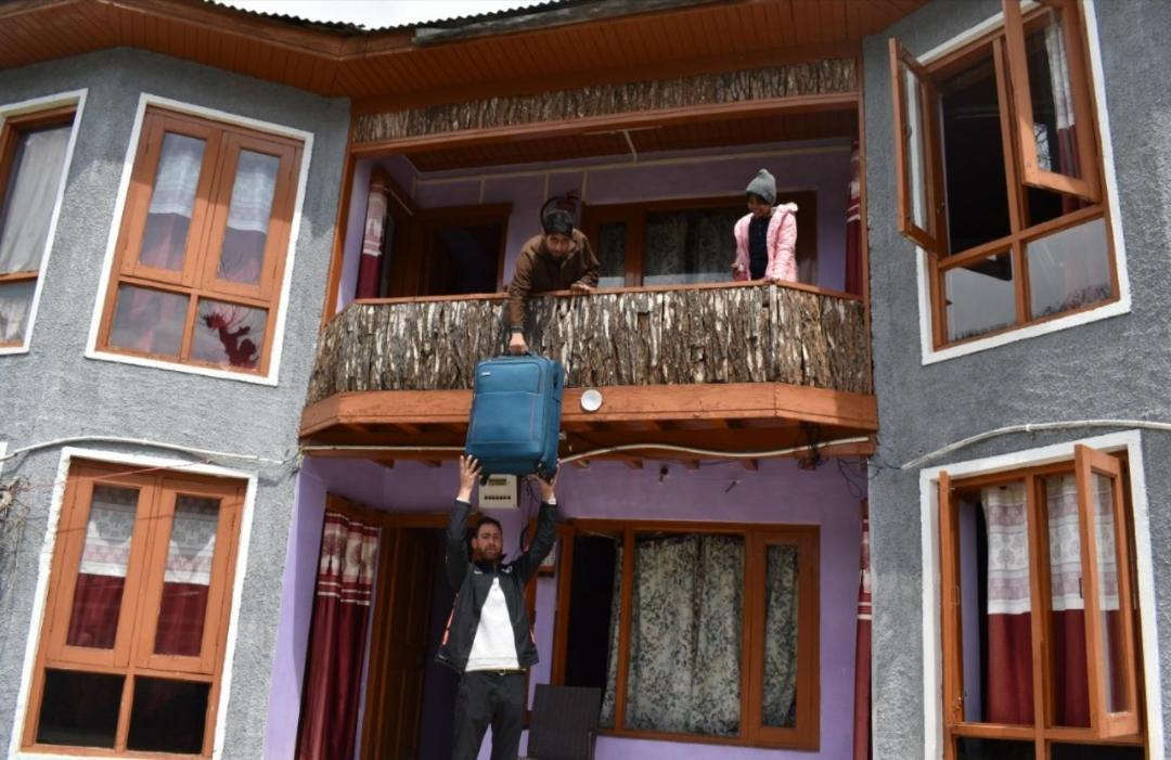 New Relax Inn, Pahalgam, 2 Km From Lidder Valley Екстер'єр фото