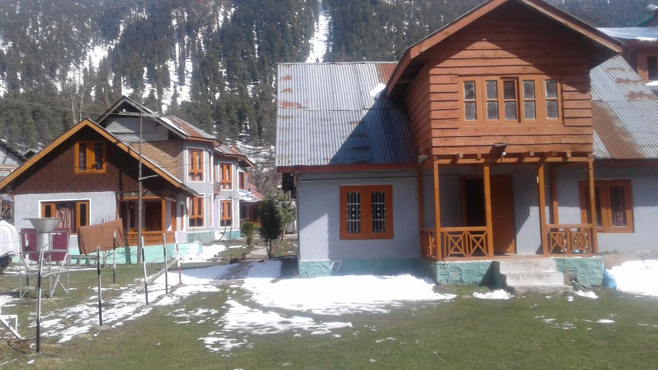 New Relax Inn, Pahalgam, 2 Km From Lidder Valley Екстер'єр фото