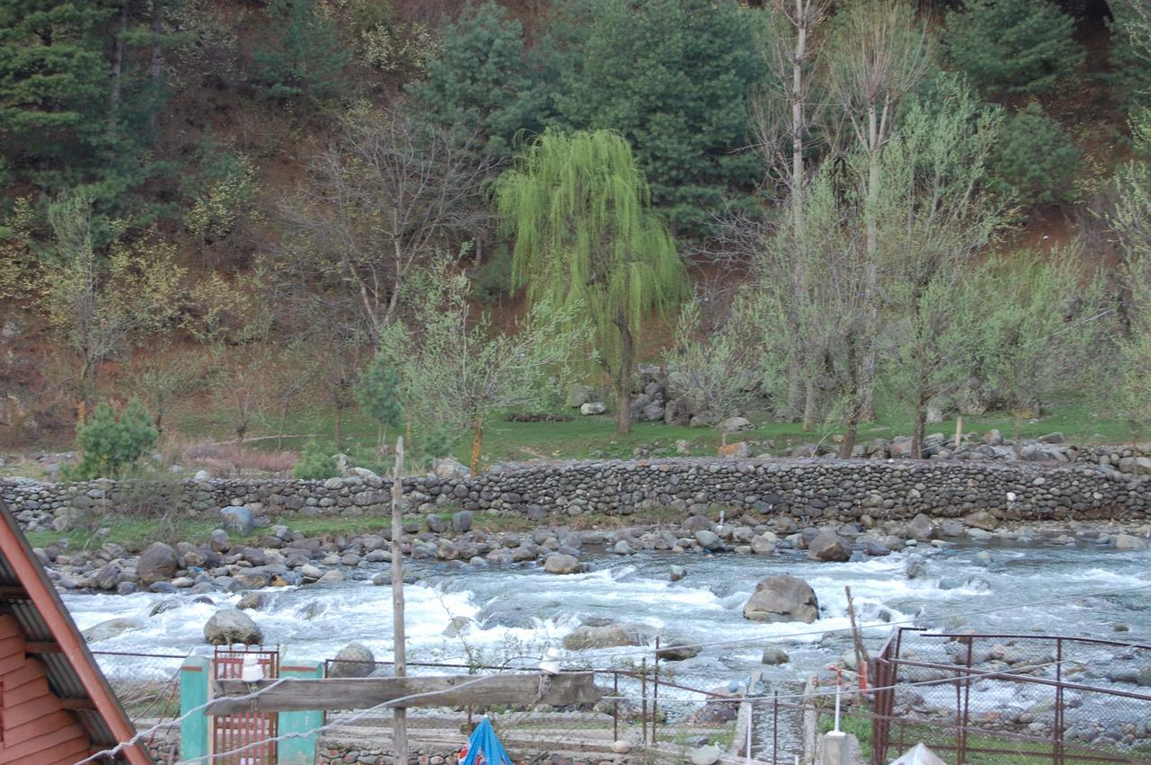New Relax Inn, Pahalgam, 2 Km From Lidder Valley Екстер'єр фото