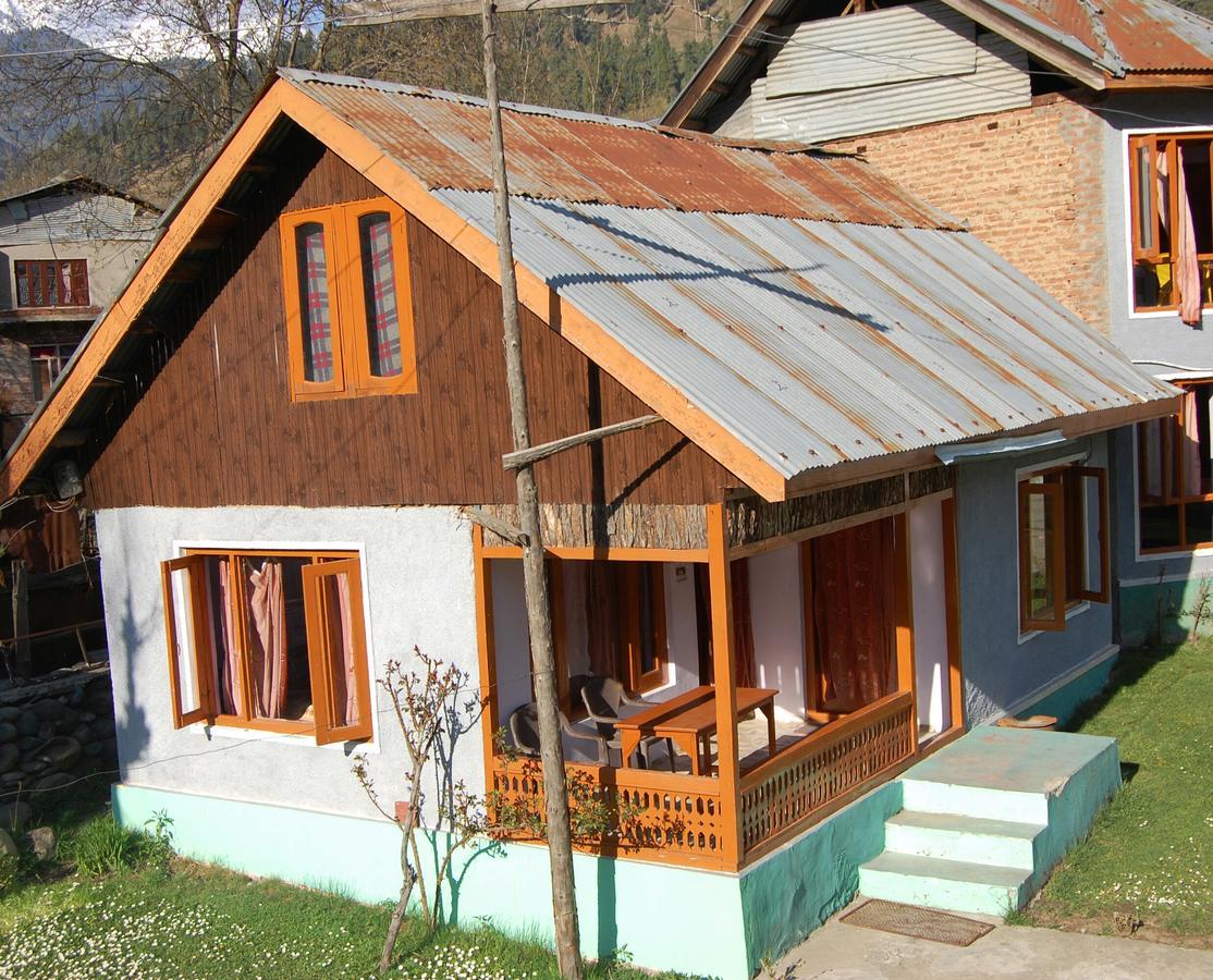 New Relax Inn, Pahalgam, 2 Km From Lidder Valley Екстер'єр фото