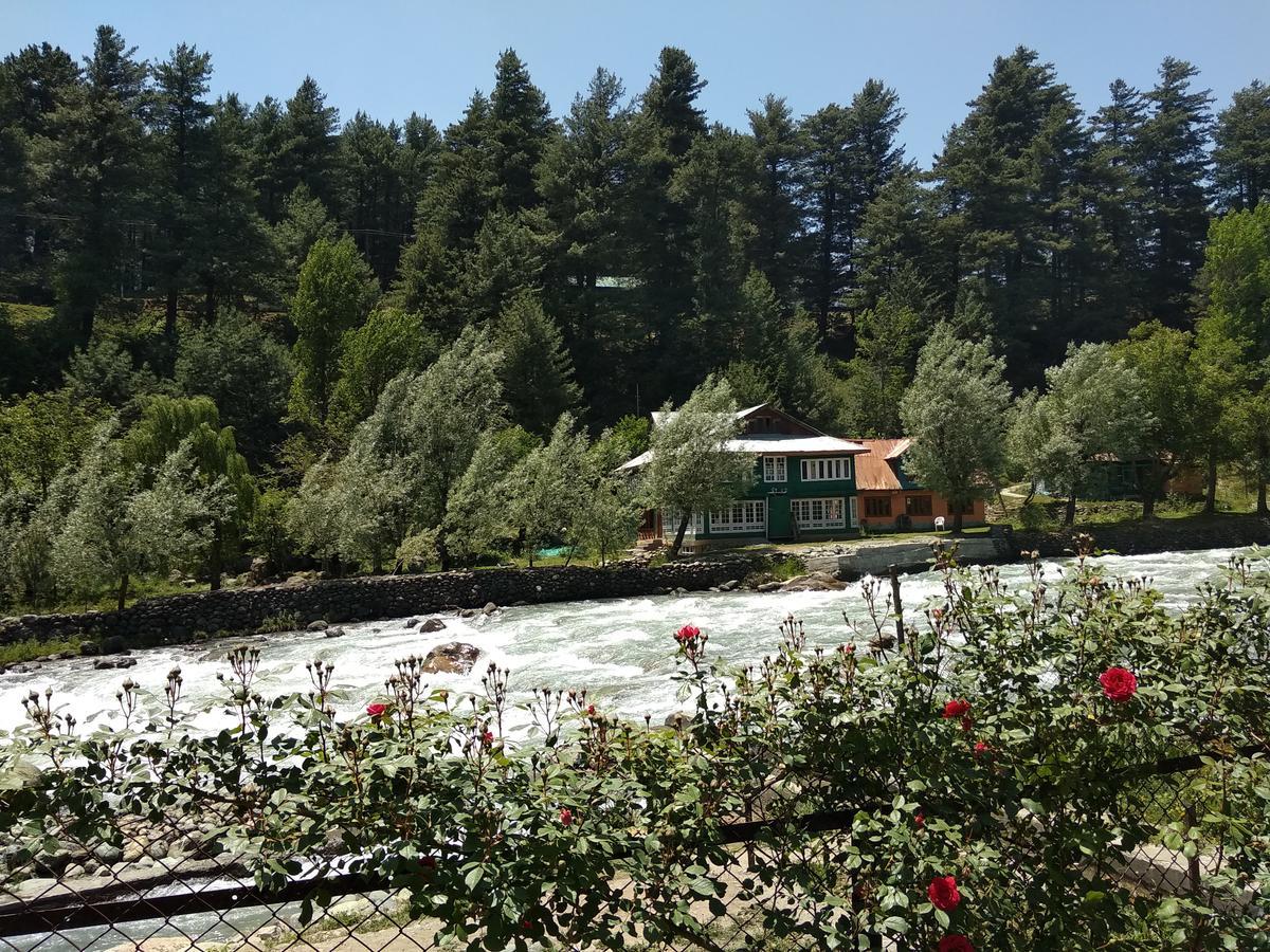 New Relax Inn, Pahalgam, 2 Km From Lidder Valley Екстер'єр фото